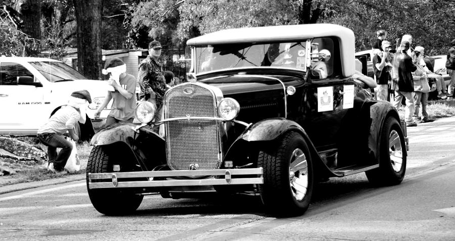 1934 Classic Car In Black And White by Ester Rogers