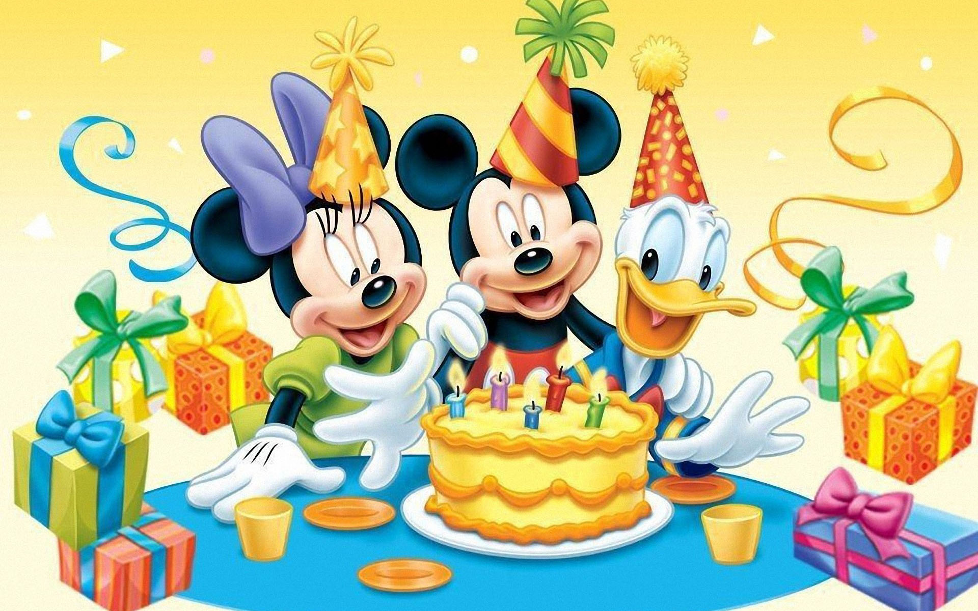 mickey-mouse-Happy-birthday- 