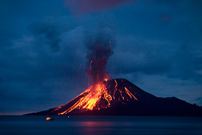 Earthquake and Volcano Cams and Eruption News