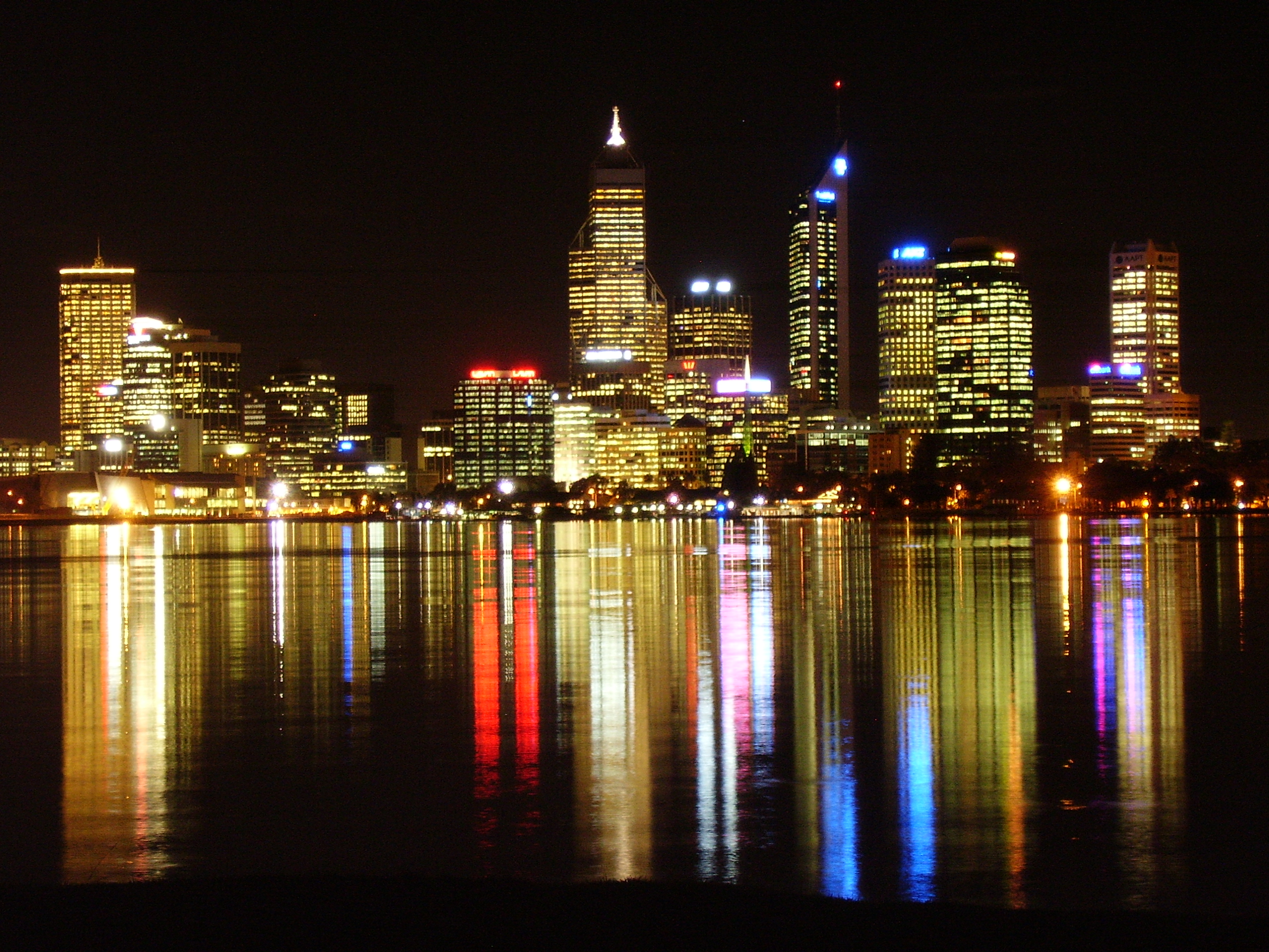 File:Perth skyline at night.jpg - Wikimedia Commons