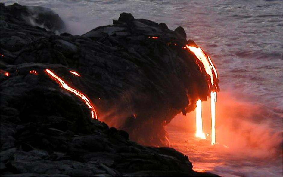 Photos  Video: Kilauea Volcano Lava Flow in Hawaii Nears Homes