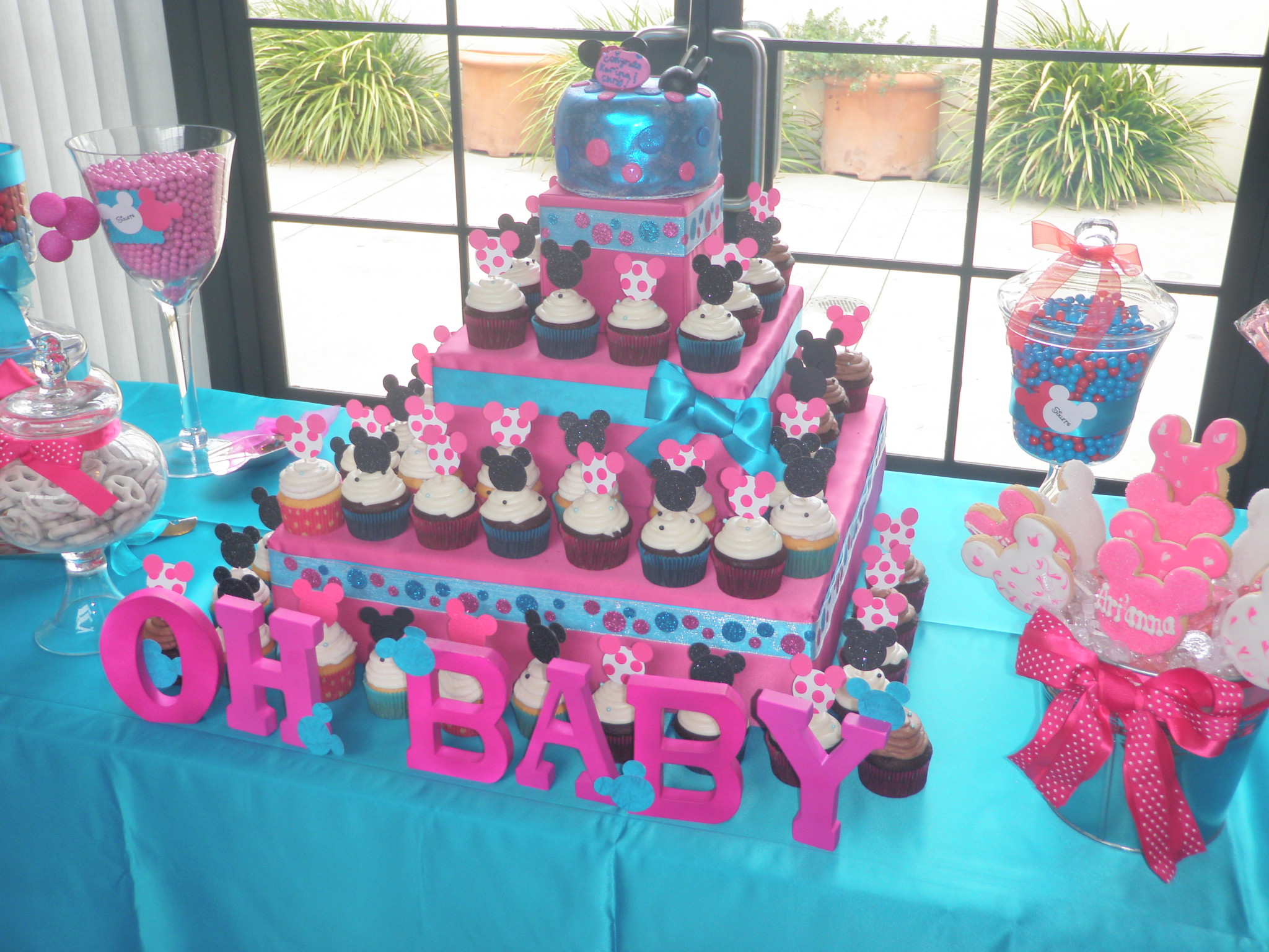 minnie mouse baby shower themes for girls.