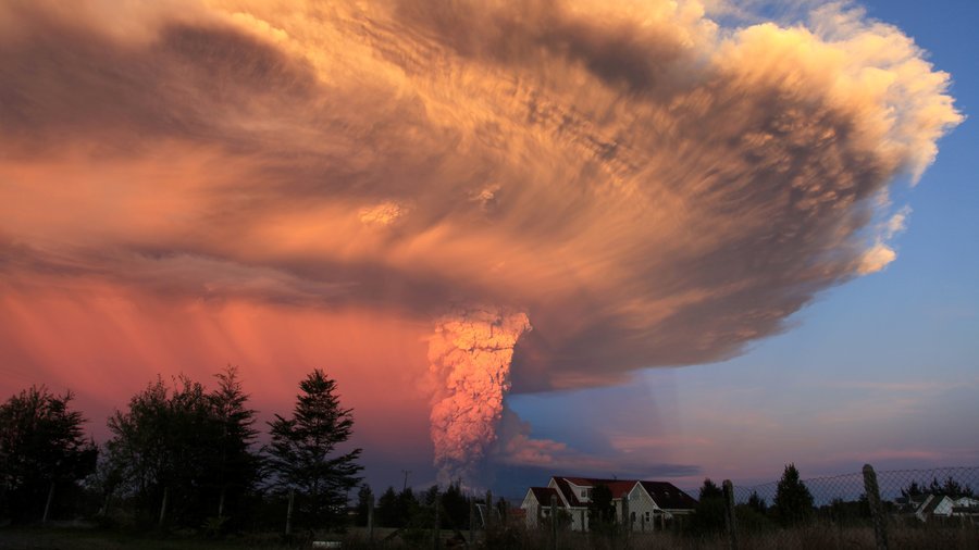 Watch A Time-Lapse Video Of The Calbuco Volcano Erupting In Chile 