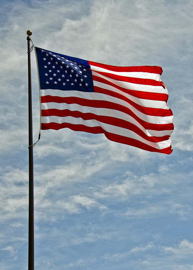 us-flag-waving-211.jpg