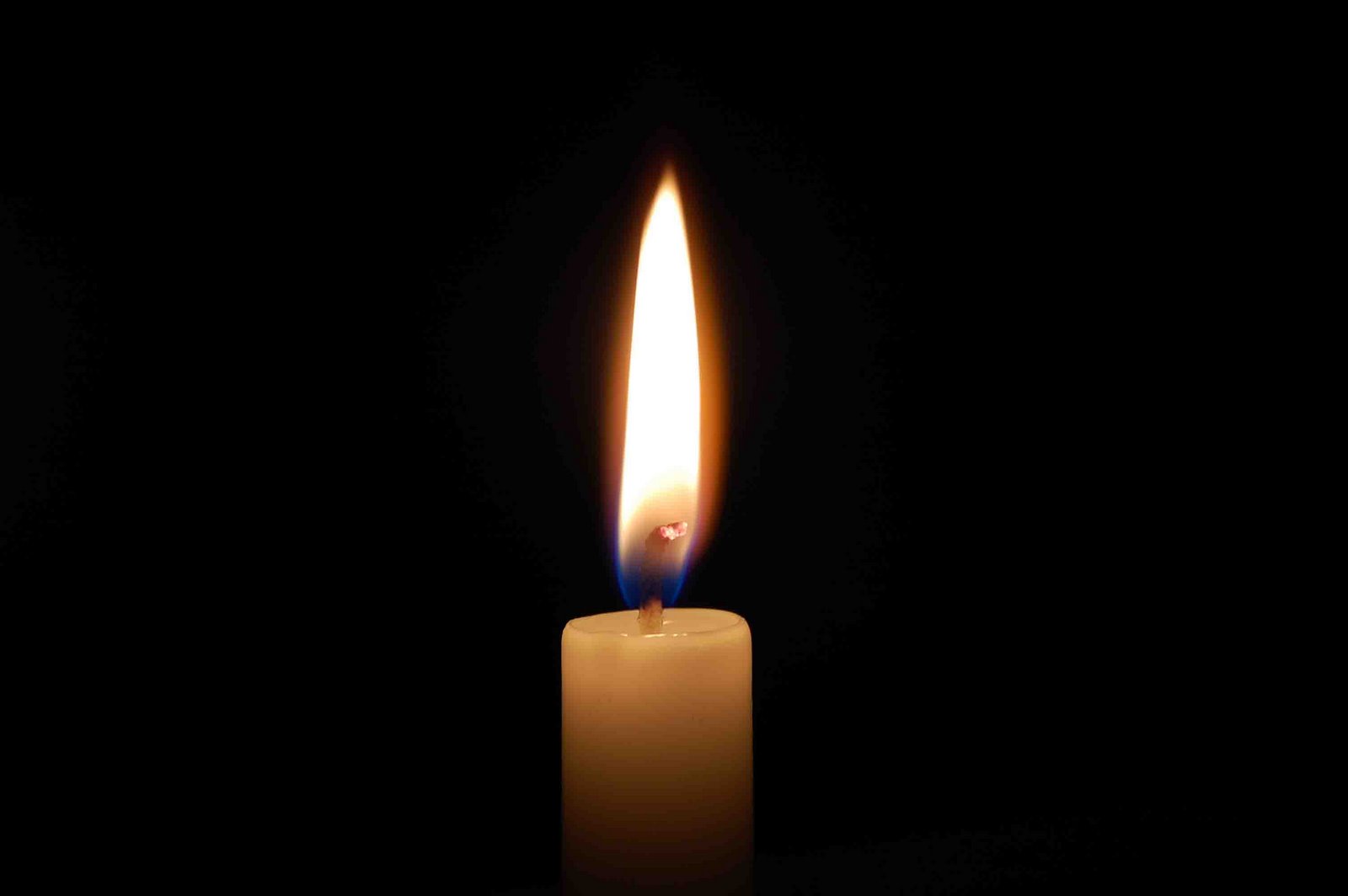 Does a candle really illumine the darkness? | Randal Rauser