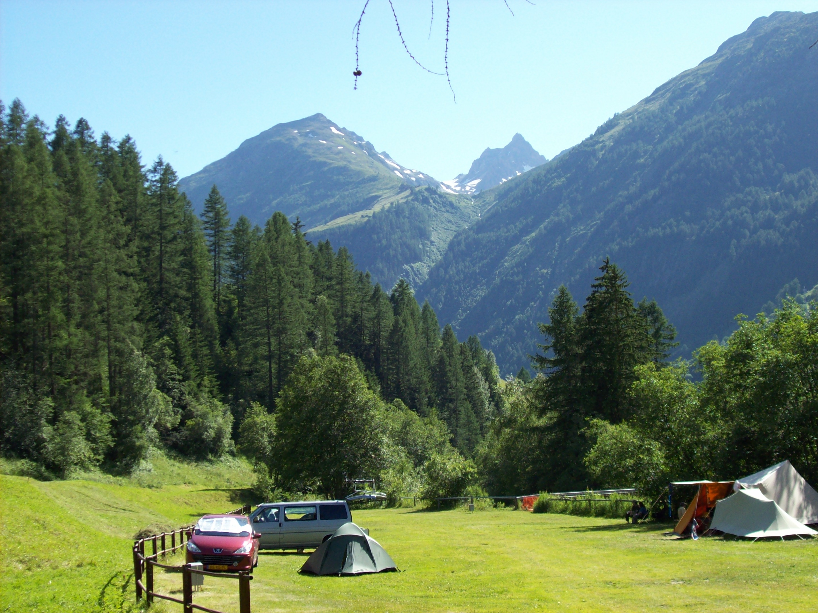 File:Camping ground in Kippel.jpg - Wikimedia Commons