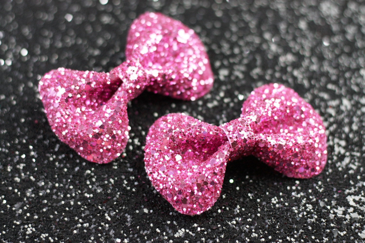 Popular items for pink bow hair clip.