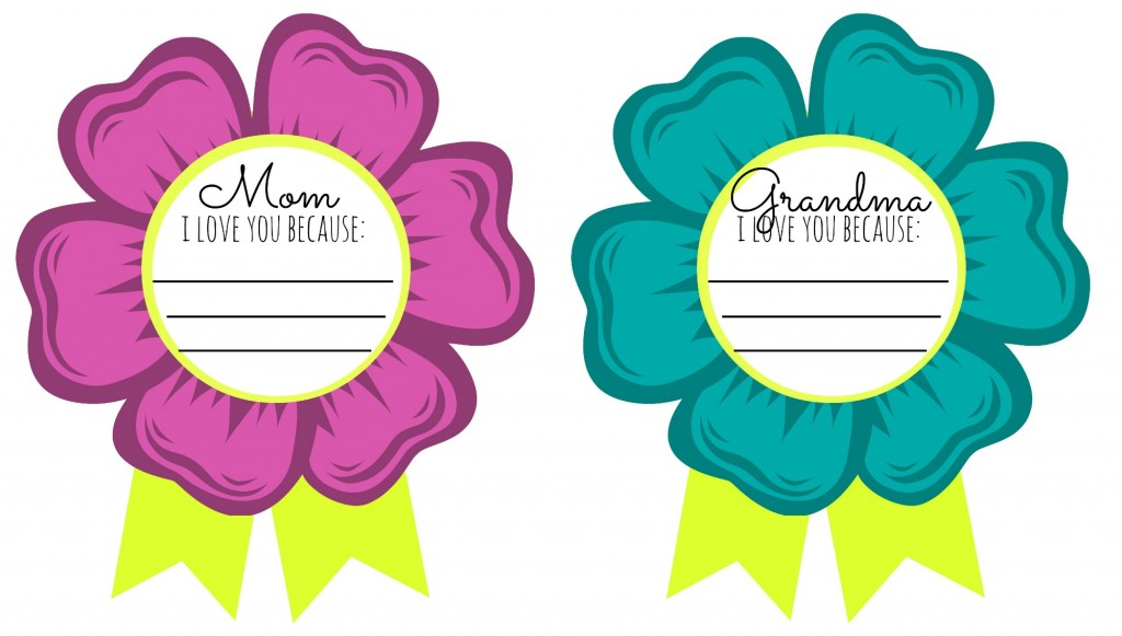 mom (and grandma) badges *free printable* - A girl and a glue gun