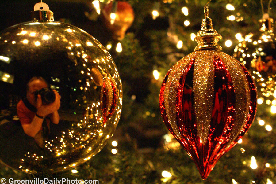 Astonishing Ornaments In Christmas: Pictures Of Christmas 