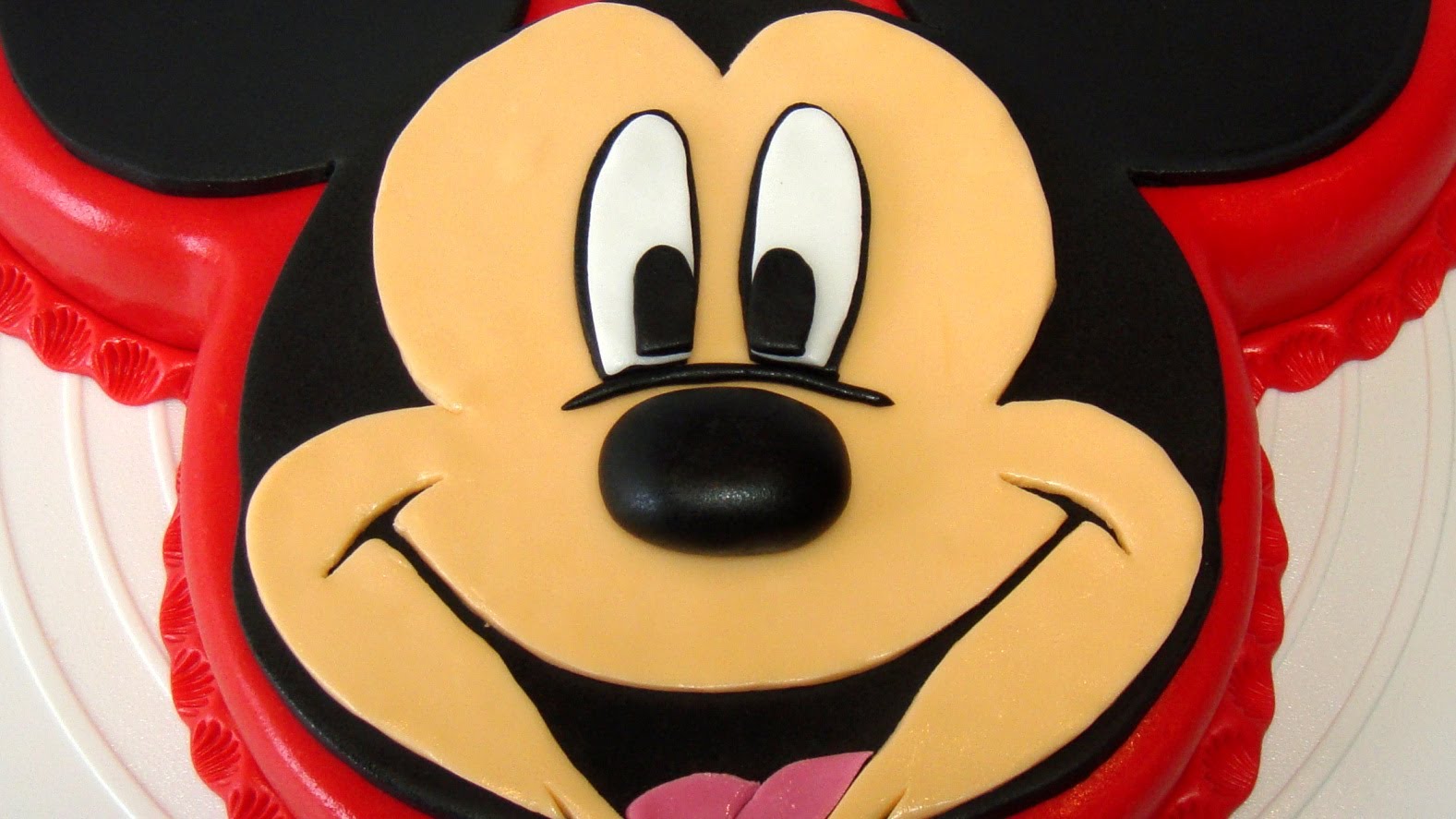 Mickey Mouse Cake - HOW TO Tutorial - YouTube