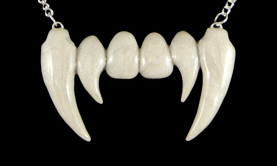 Vampire Teeth Clipart 