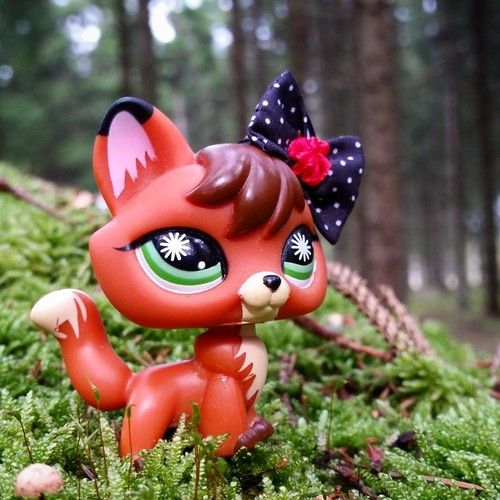 Cute LPS Fox Figurine in Forest - Collectible Toy Photography
