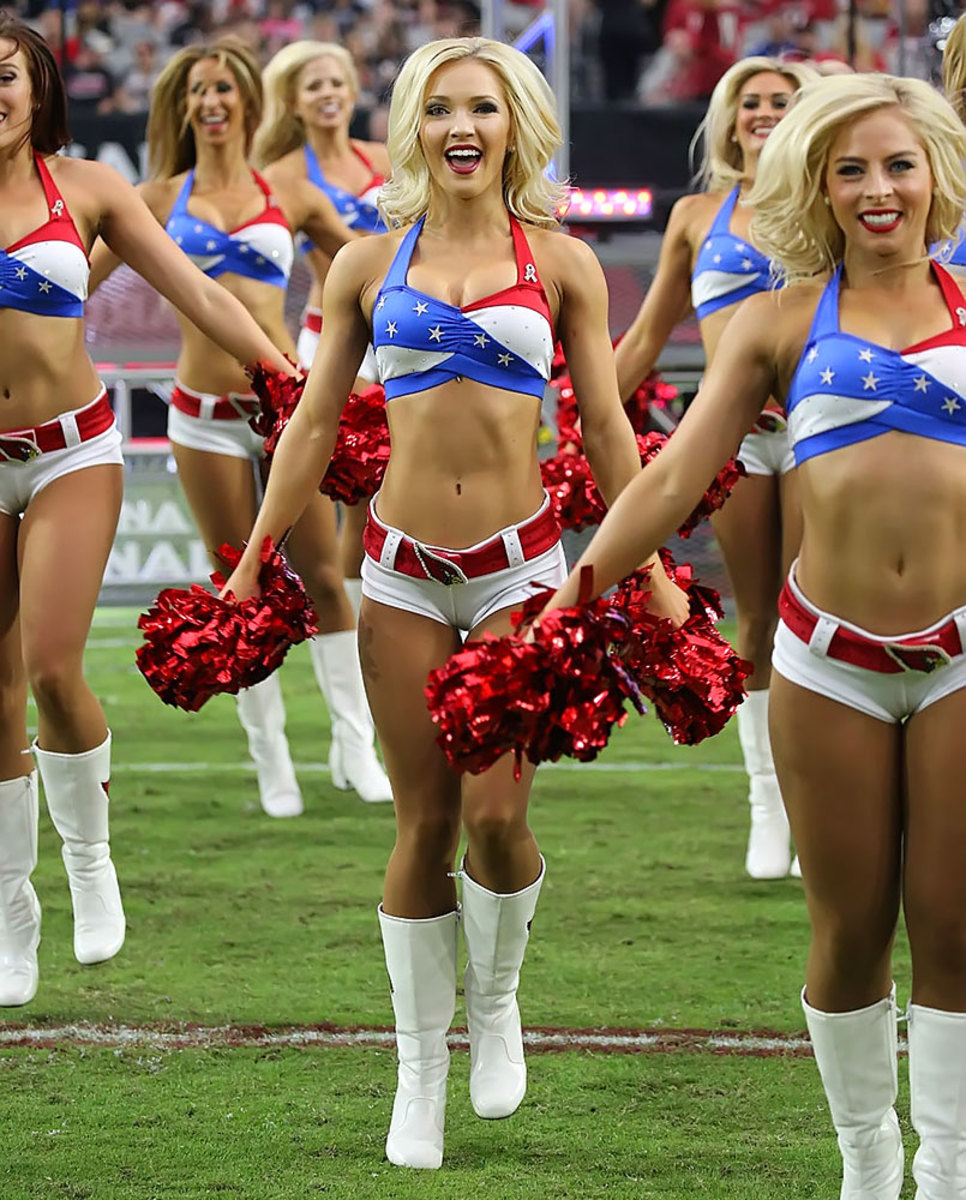 Arizona Cardinals Cheerleaders in Patriotic Uniforms - Game Day Performance