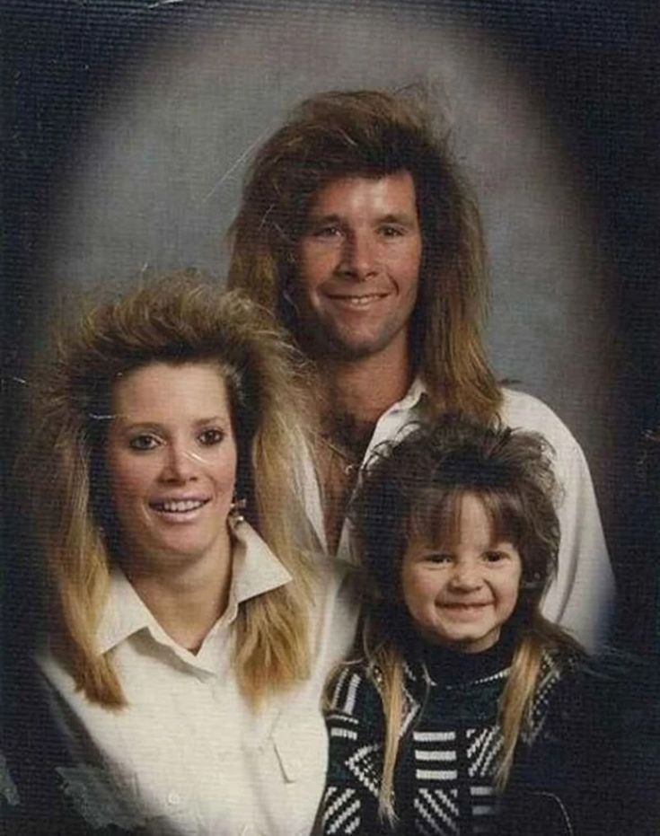 inappropriate family portraits