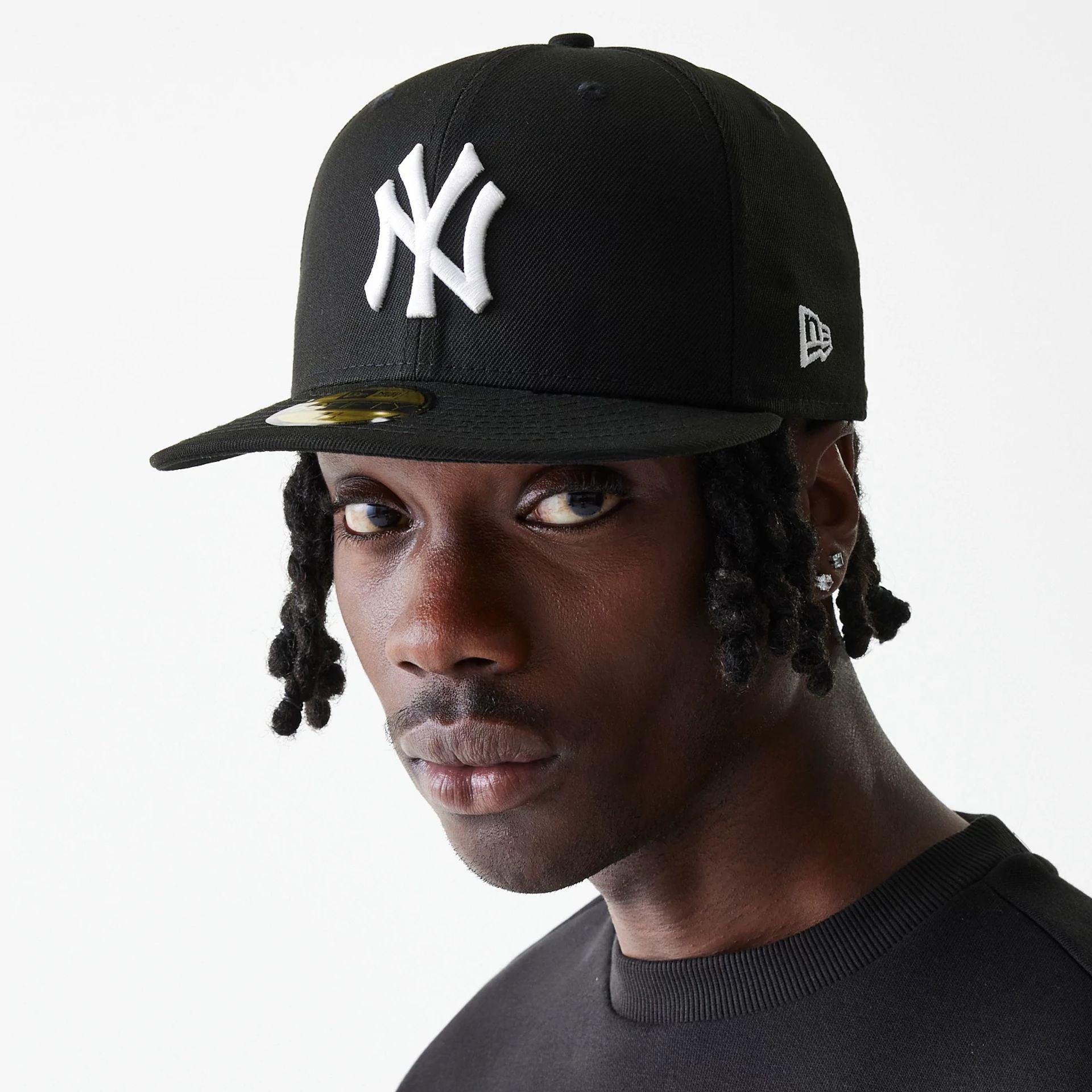 Schwarze New York Yankees Essential 59FIFTY Fitted Cap