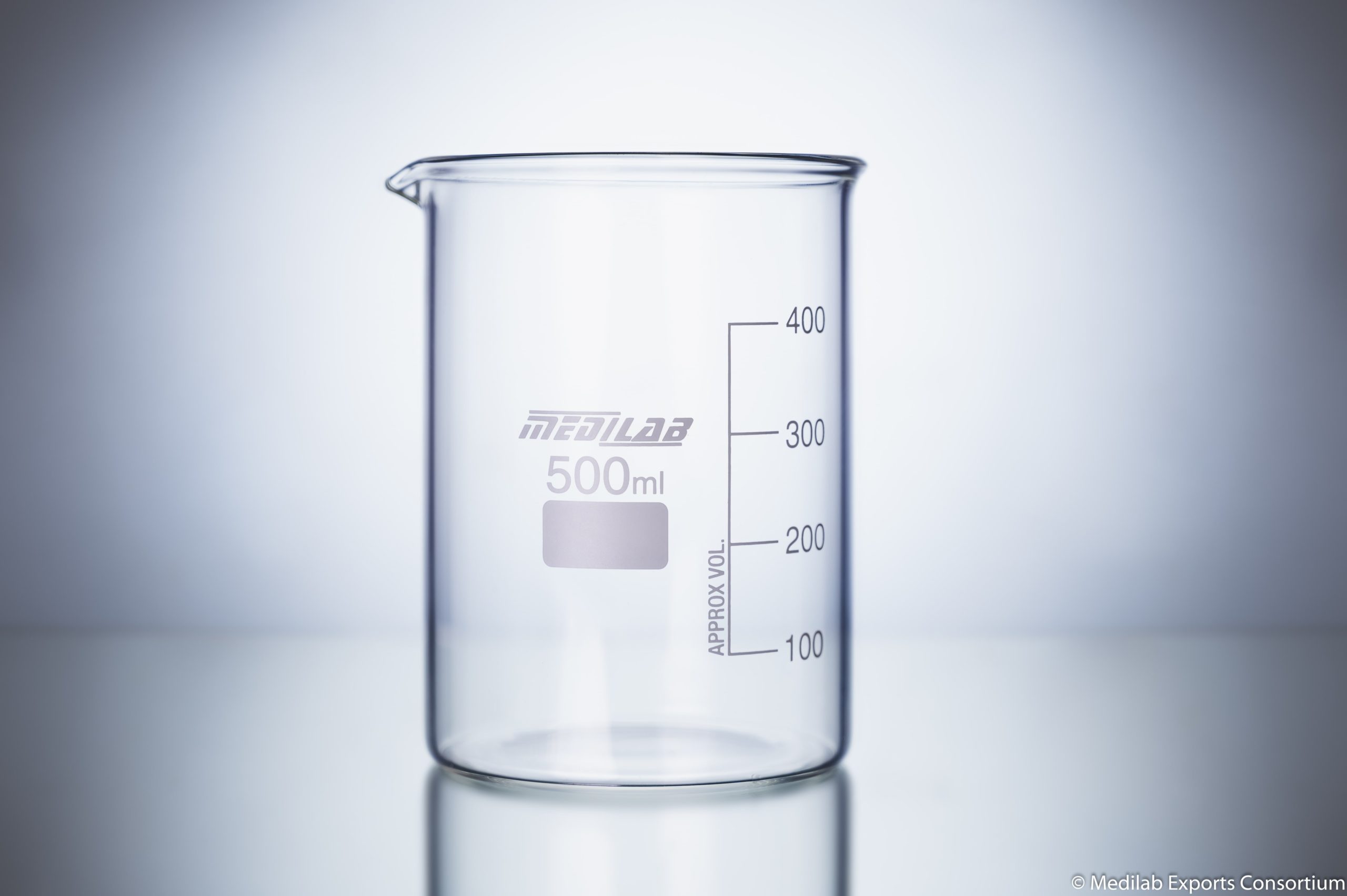 Beaker, Low Form - Borosilicate Glass 3.3 – MEDILAB