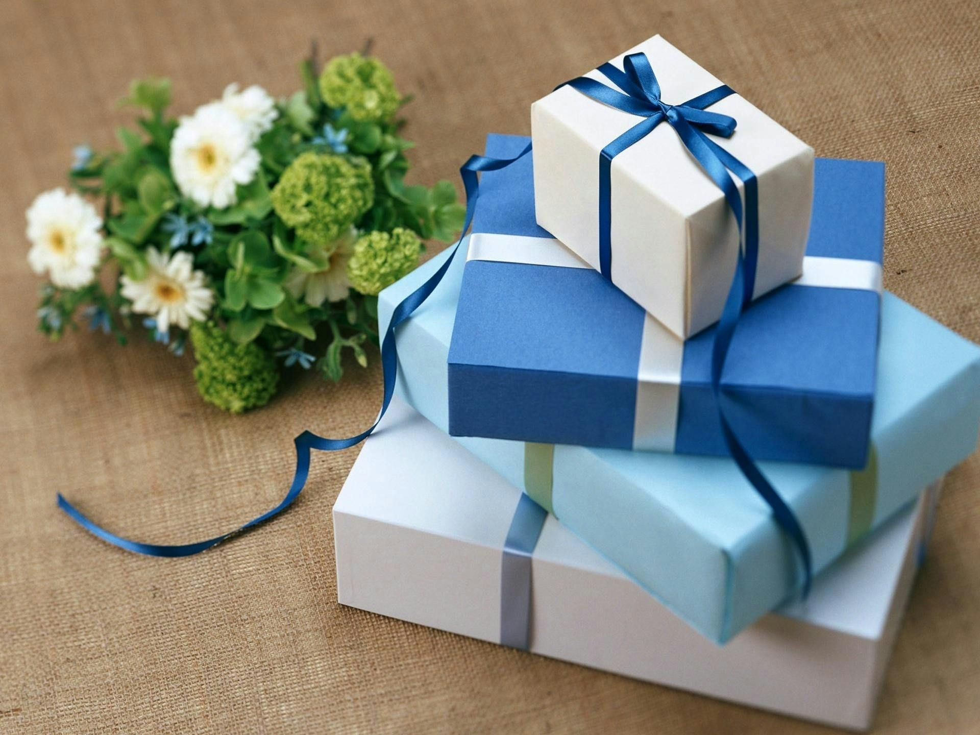 birthday gifts pic