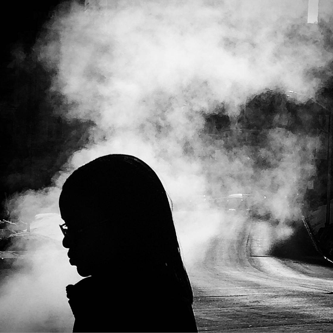 8 Tips For Stunning Black And White Silhouette Photography On iPhone