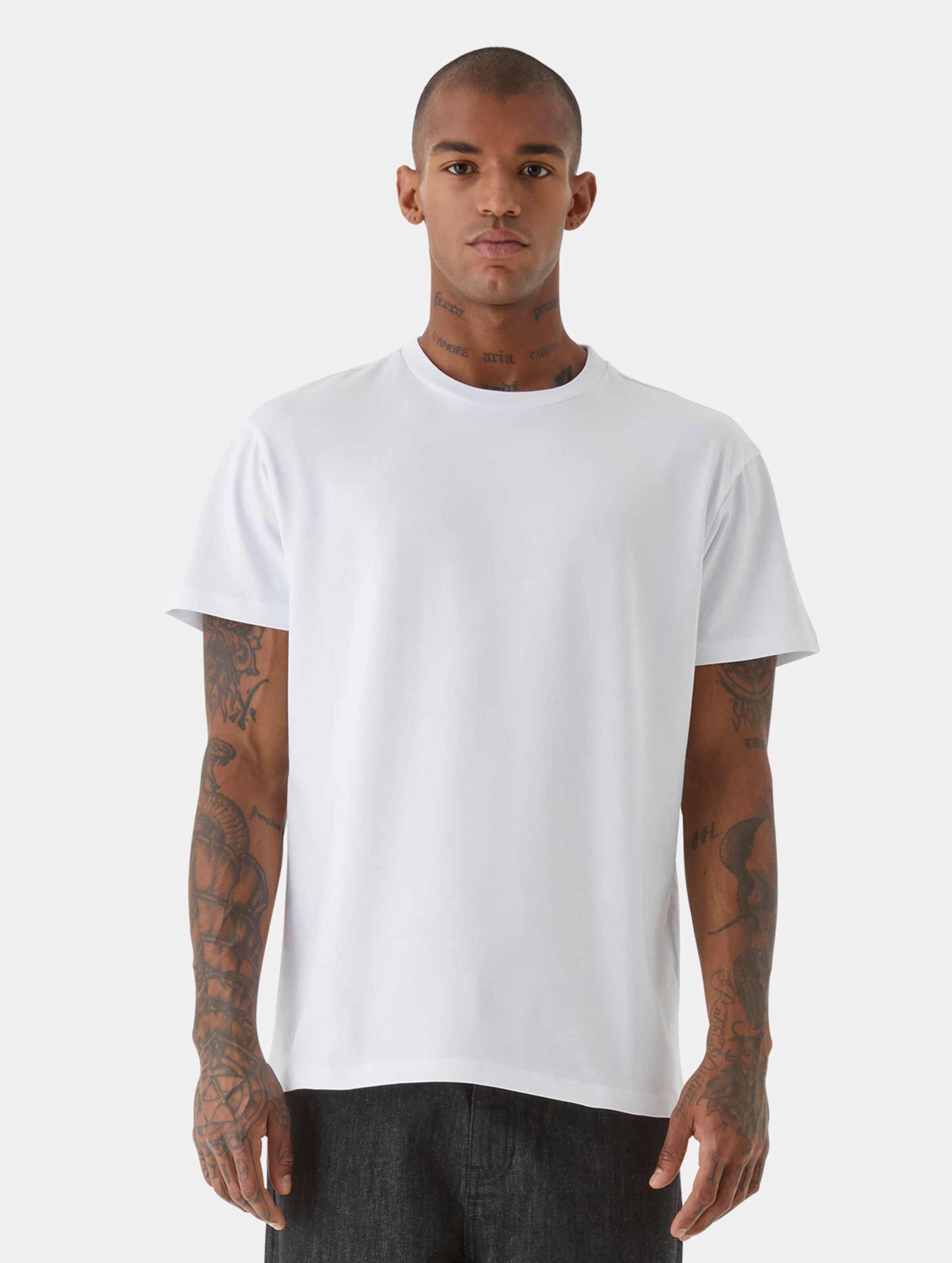 blank tshirt