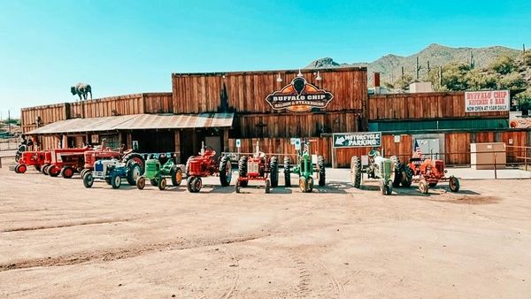 Country Dance Lessons Near Me | The Buffalo Chip Saloon