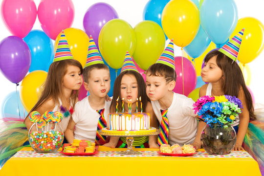Kids Birthday Party Images – Browse 1,430,324 Stock Photos ...