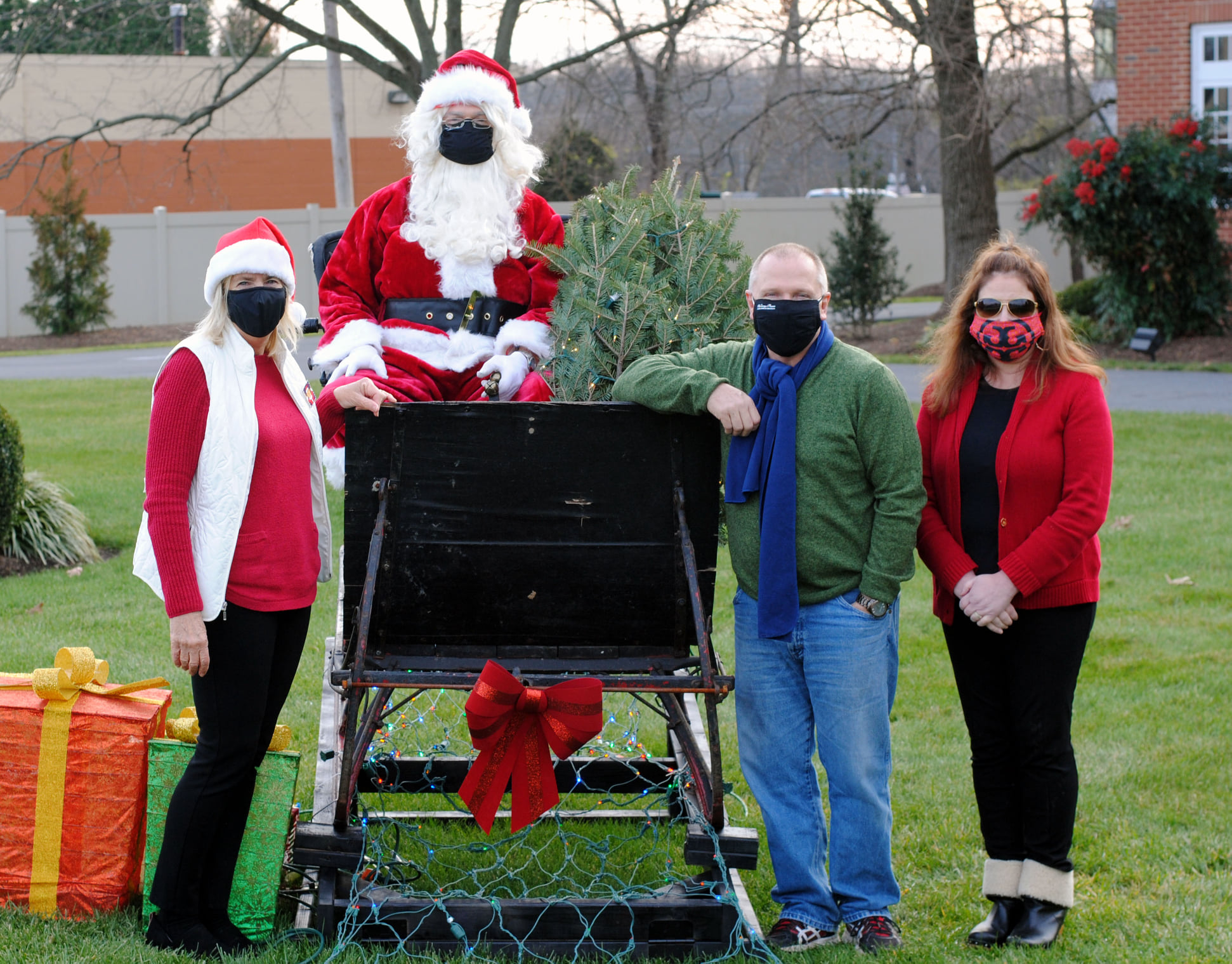7 Ways Funeral Homes Have Adapted Their Holiday Traditions in ...