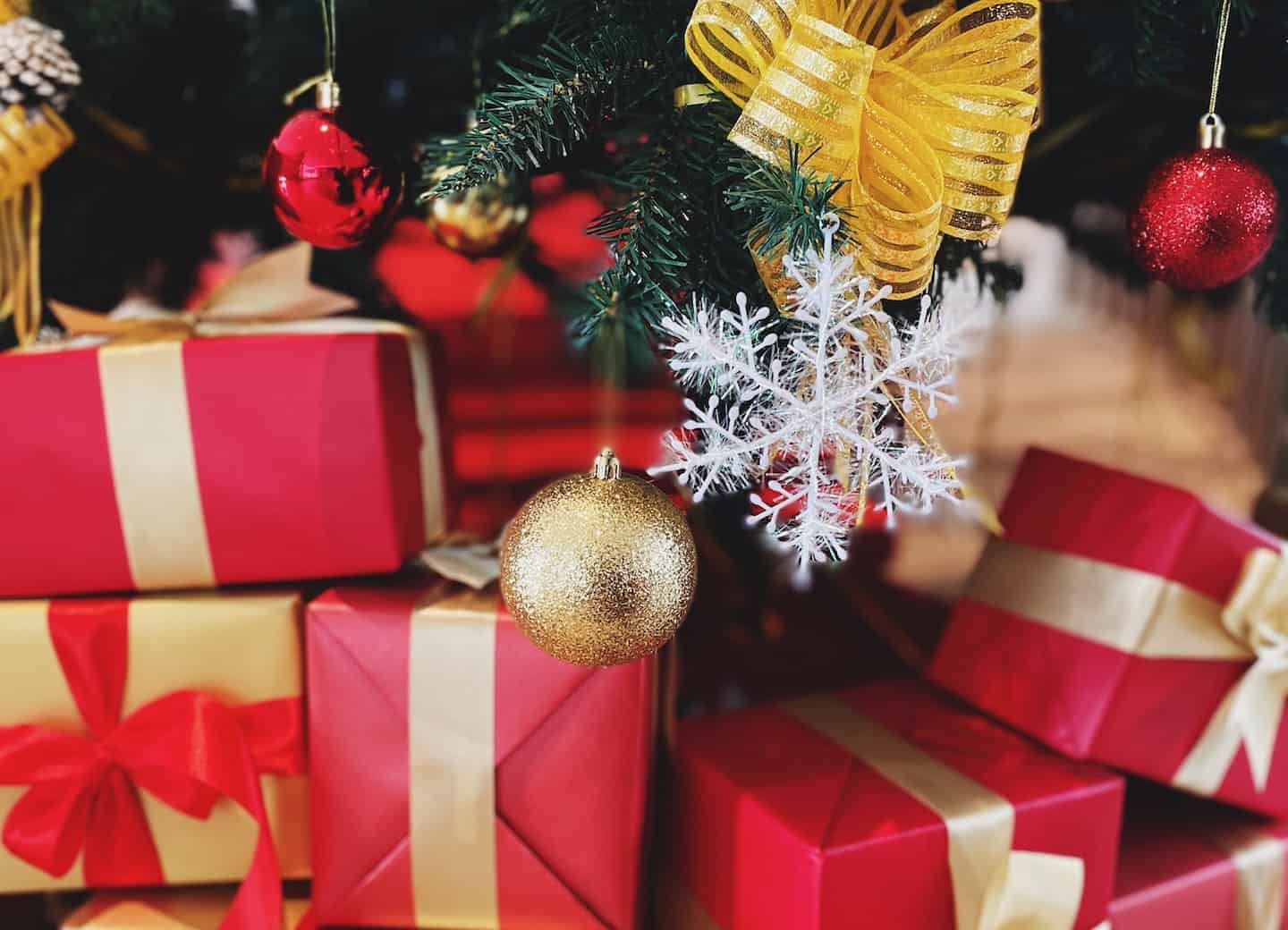 christmas gifts photos