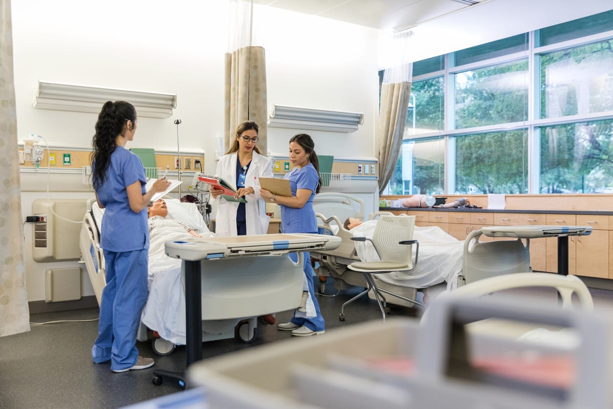 Nursing School Clinicals: All You Need to Know