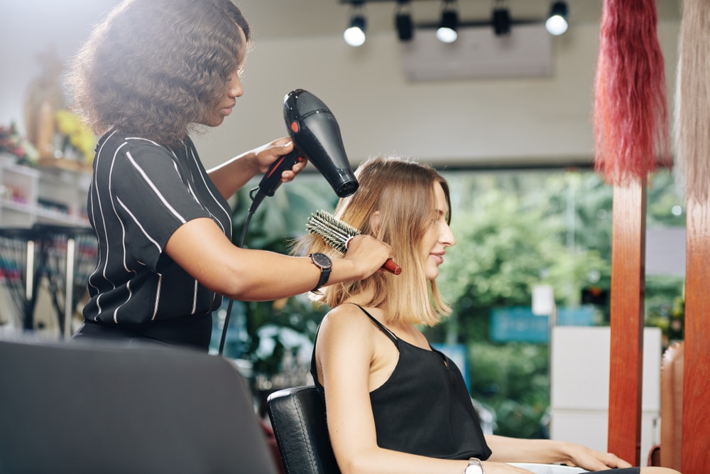 cosmetologist hairdressers