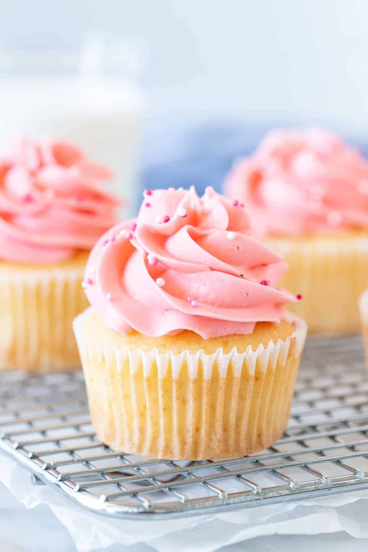 Small-Batch Vanilla Cupcakes