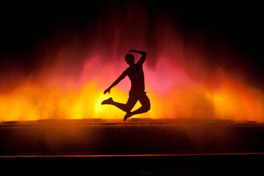 Dancer Silhouette Leap Images – Browse 57,885 Stock Photos ...