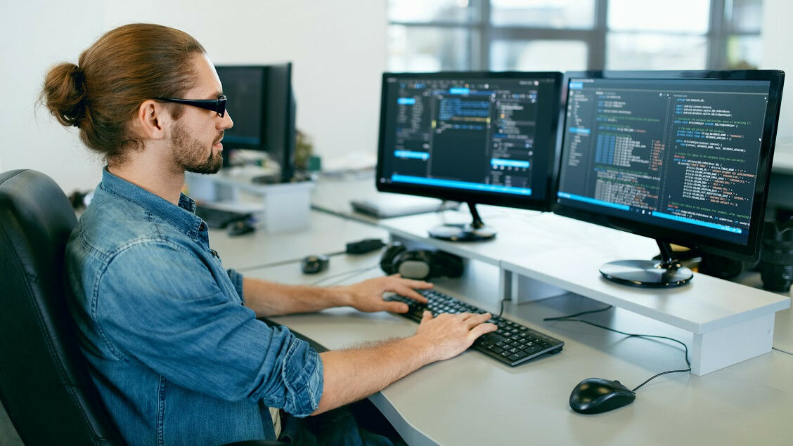 Good vs Great Developers: How to Tell the Difference &amp; Hire the Best
