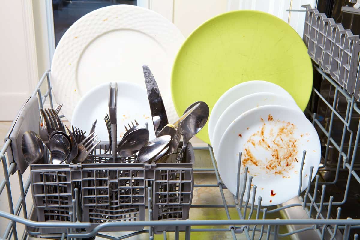Why Is My Dishwasher Leaving Dishes Dirty? | Solar Appliance