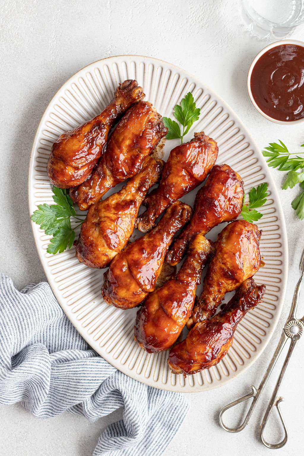Incredible Slow Cooker Drumsticks (4-Ingredients!)