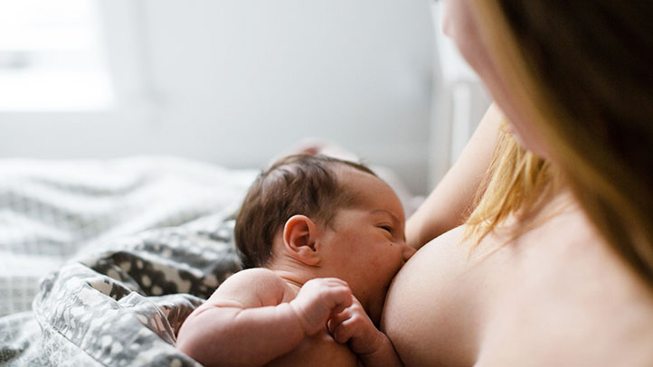Cluster Feeding: What Is Cluster Feeding &amp; How Long Does It Last?