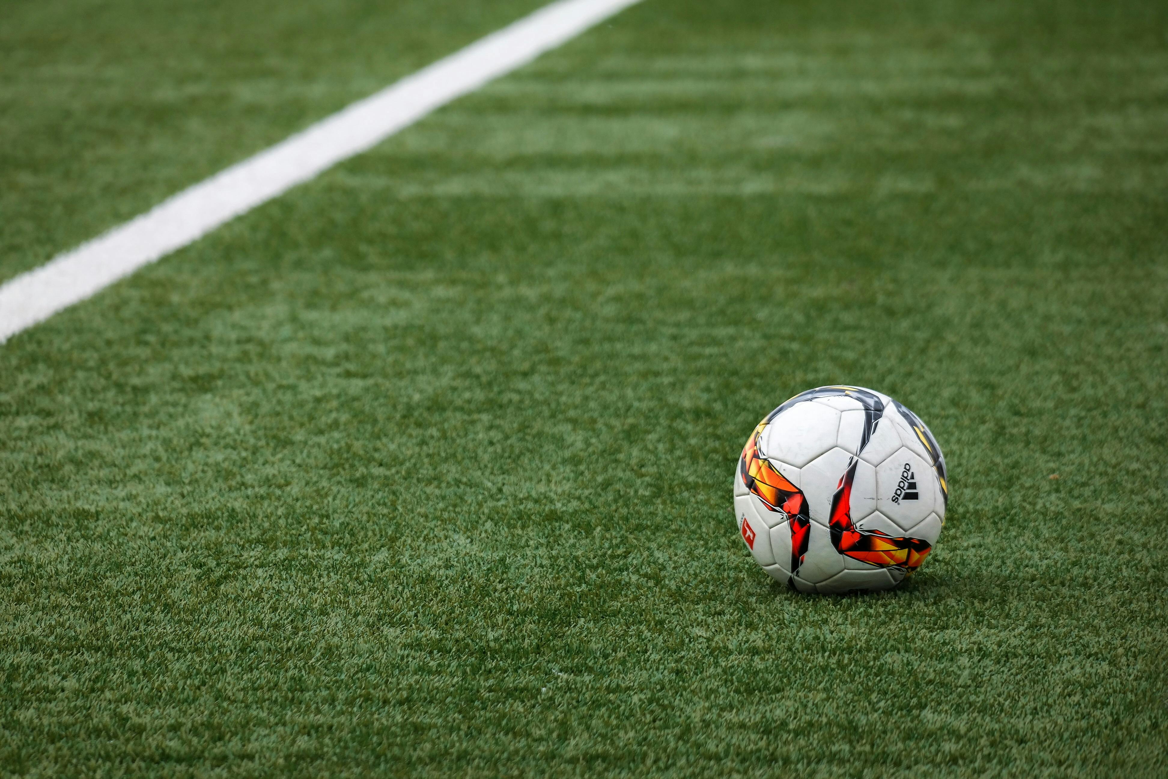 5,000+ Best Football Photos · 100% Free Download · Pexels Stock Photos