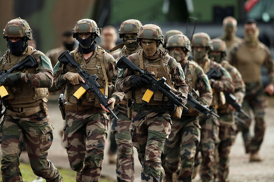 french soldiers