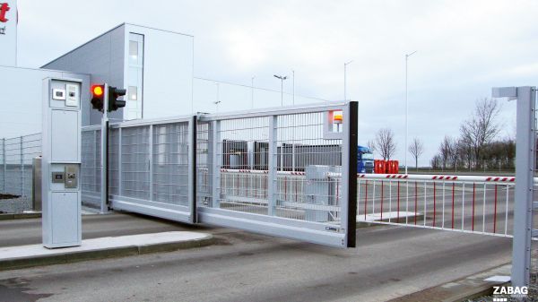 ZABAG | Telescopic sliding gates | reliable &amp; secure