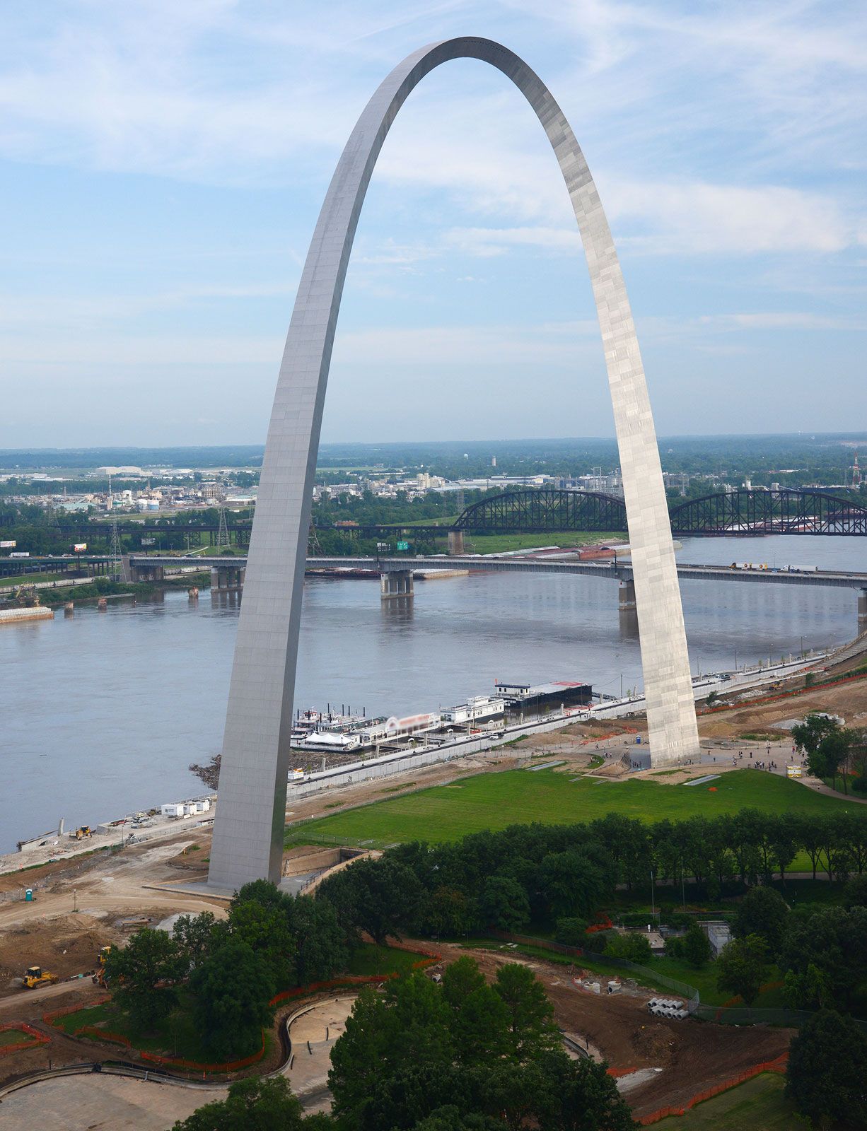 Gateway Arch | Architecture, History, &amp; St. Louis, Missouri ...