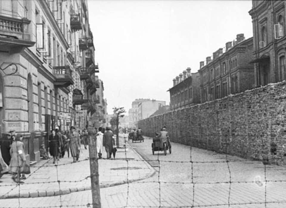 Nazi Germany and the Establishment of Ghettos
