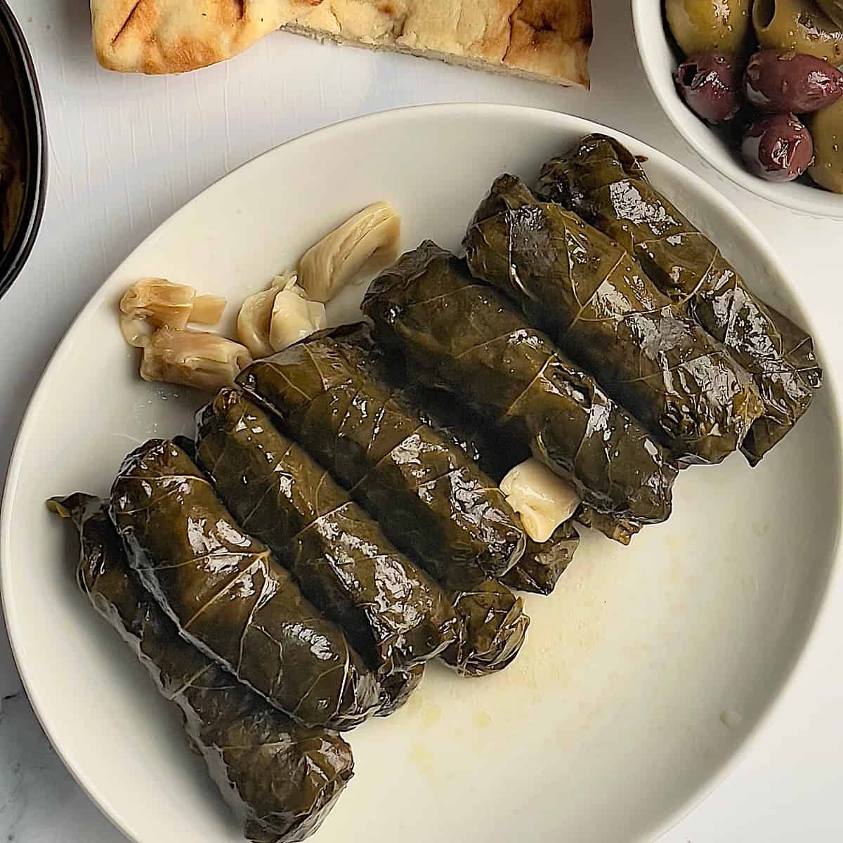 grape leaves pictures