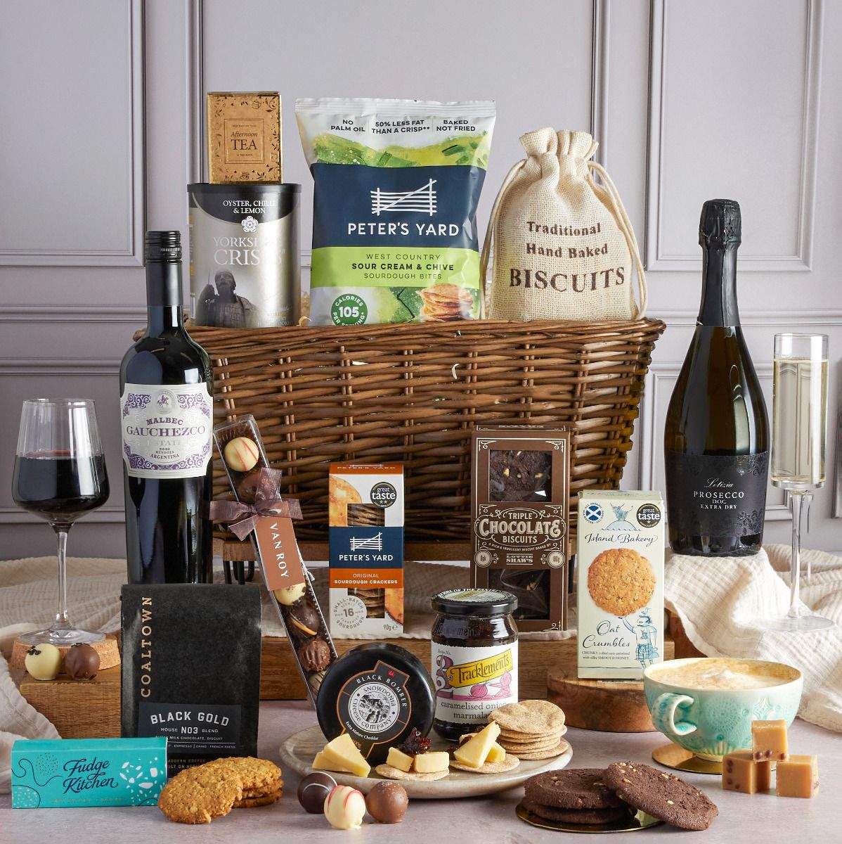 Luxury Food &amp; Wine Basket |Gift Hampers | hampers.com