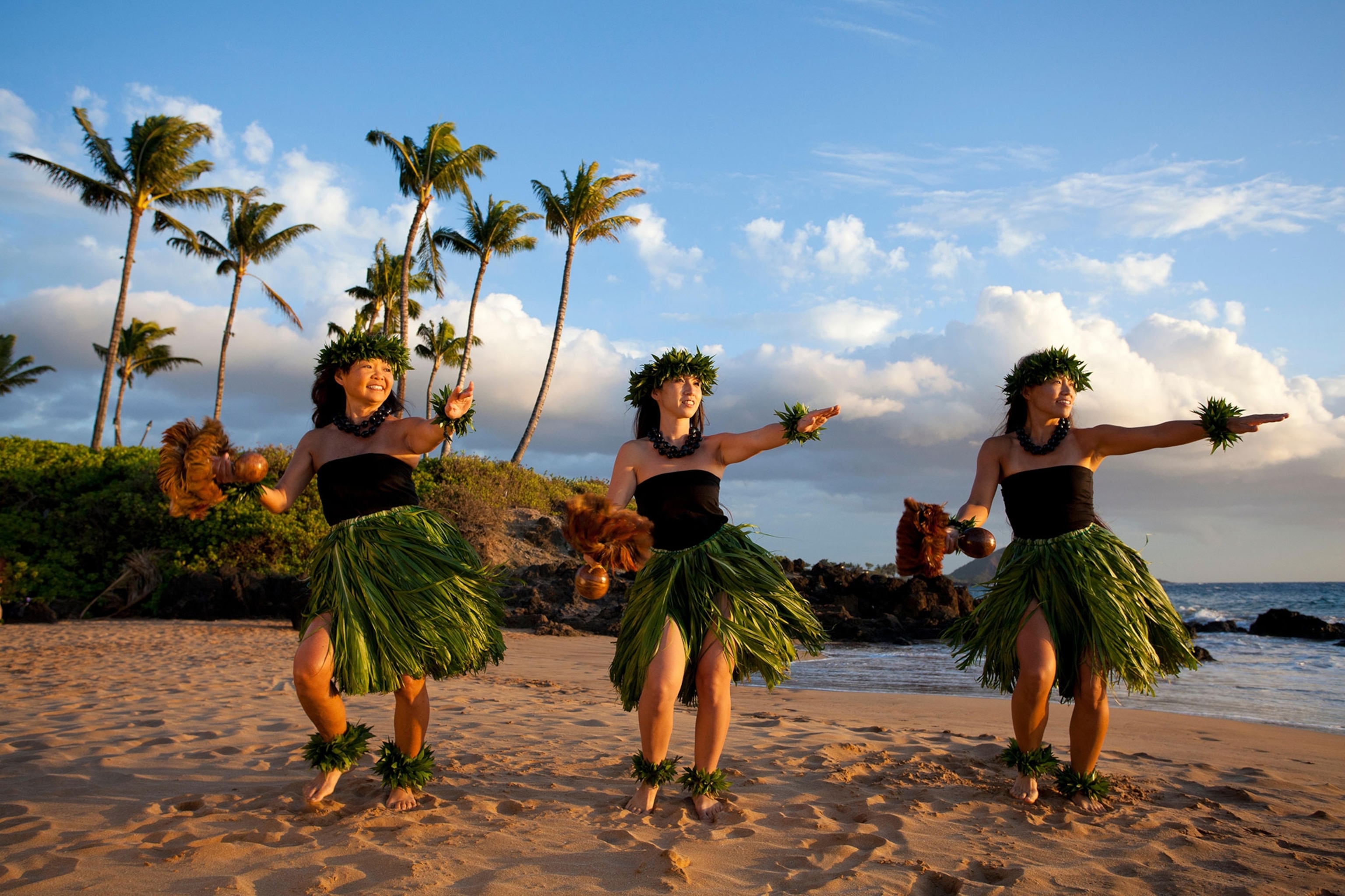 Where to see hula dancing in Maui, Hawaii