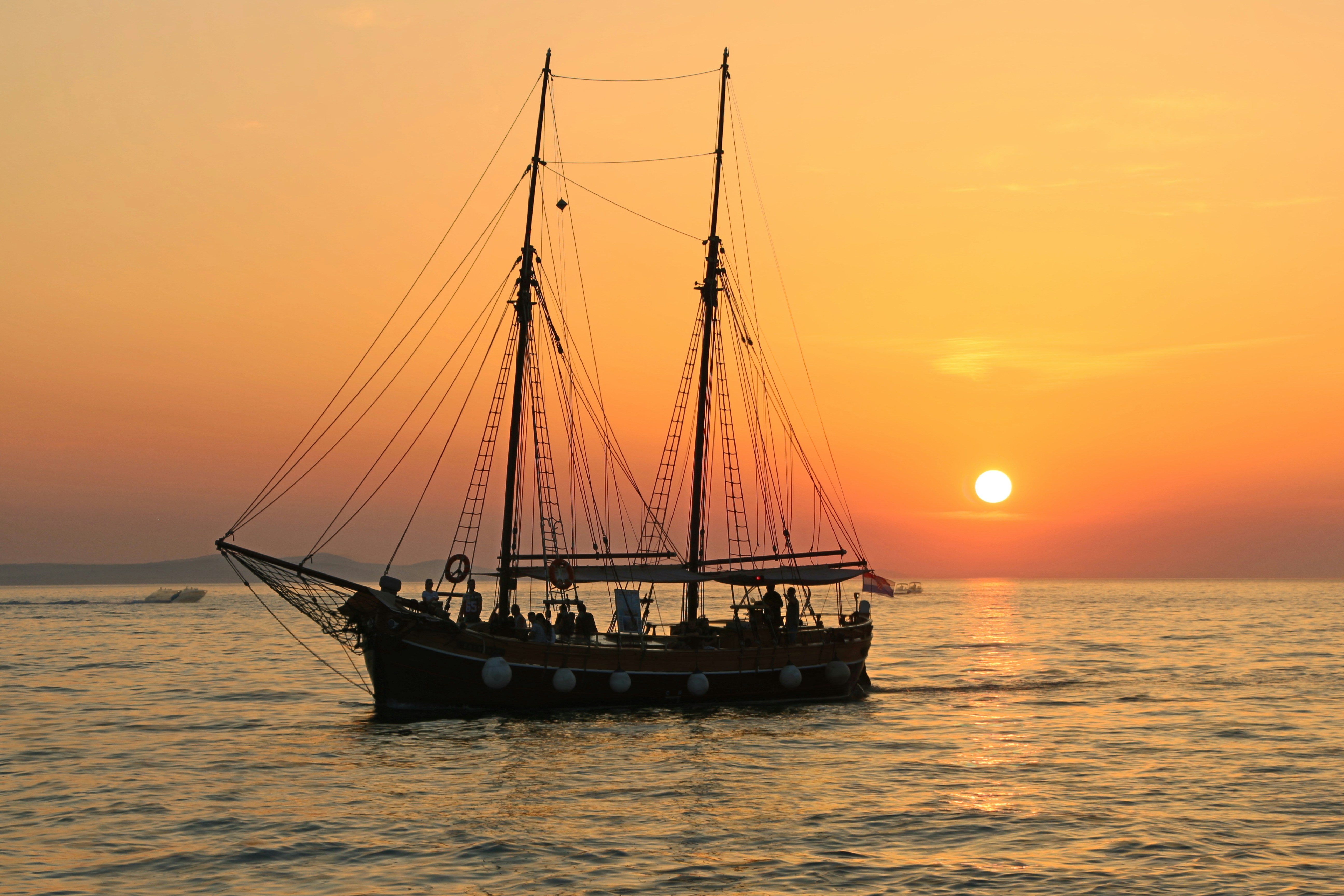 550+ Boat Pictures | Download Free Images on Unsplash