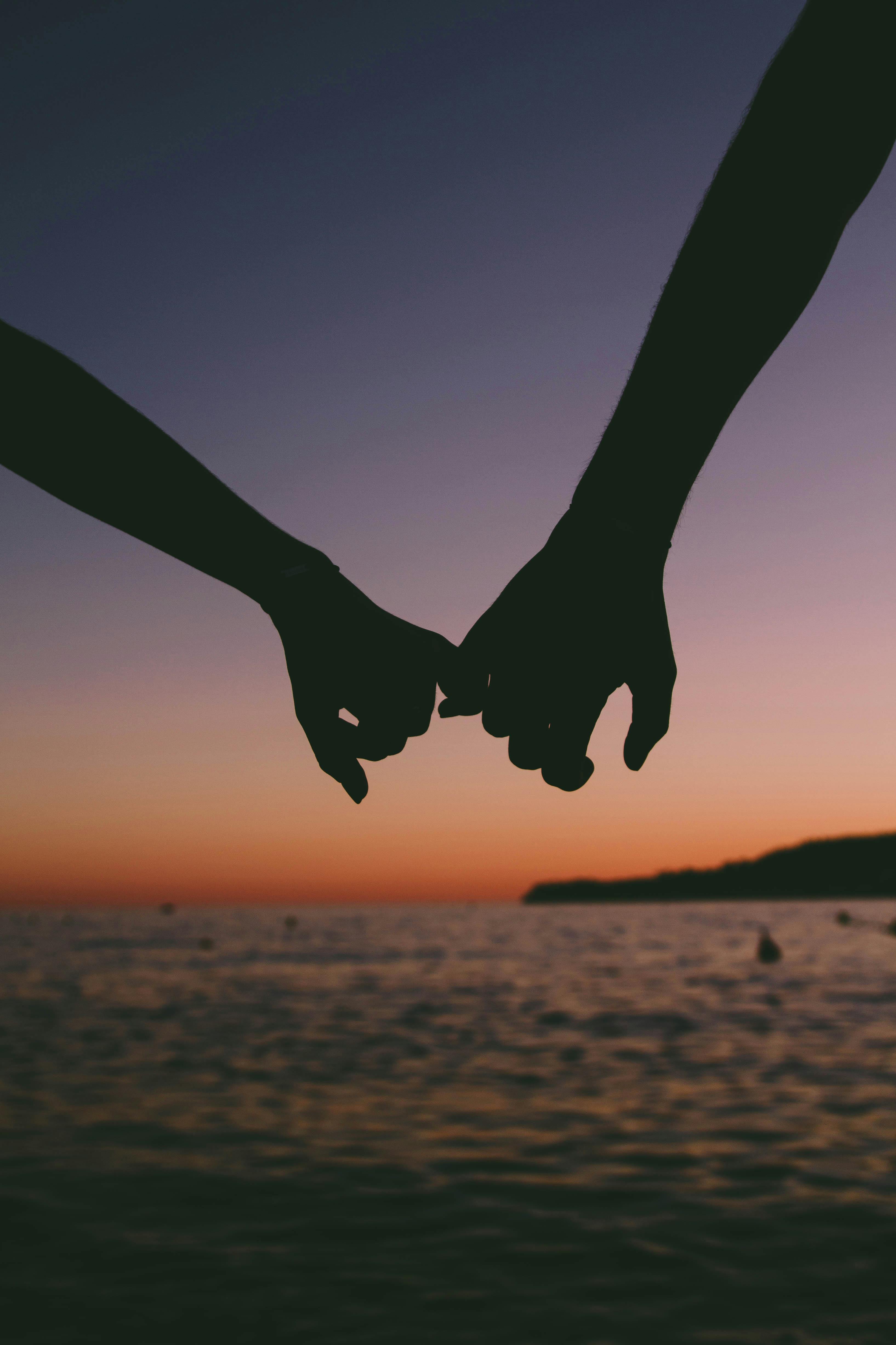 images of holding hands