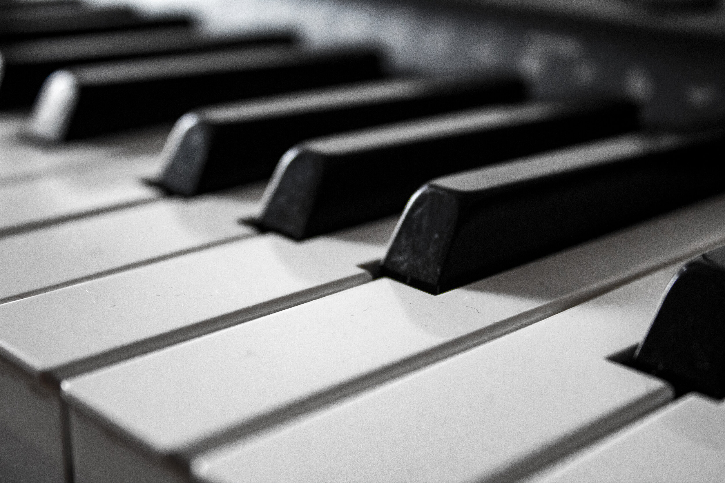 images of piano keys