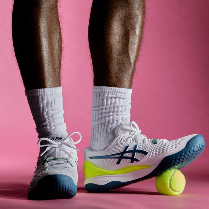 images of tennis shoes