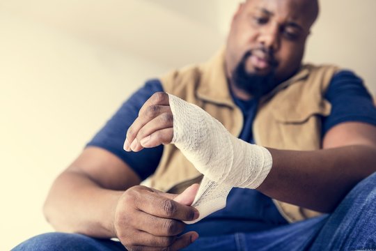 injured people pictures