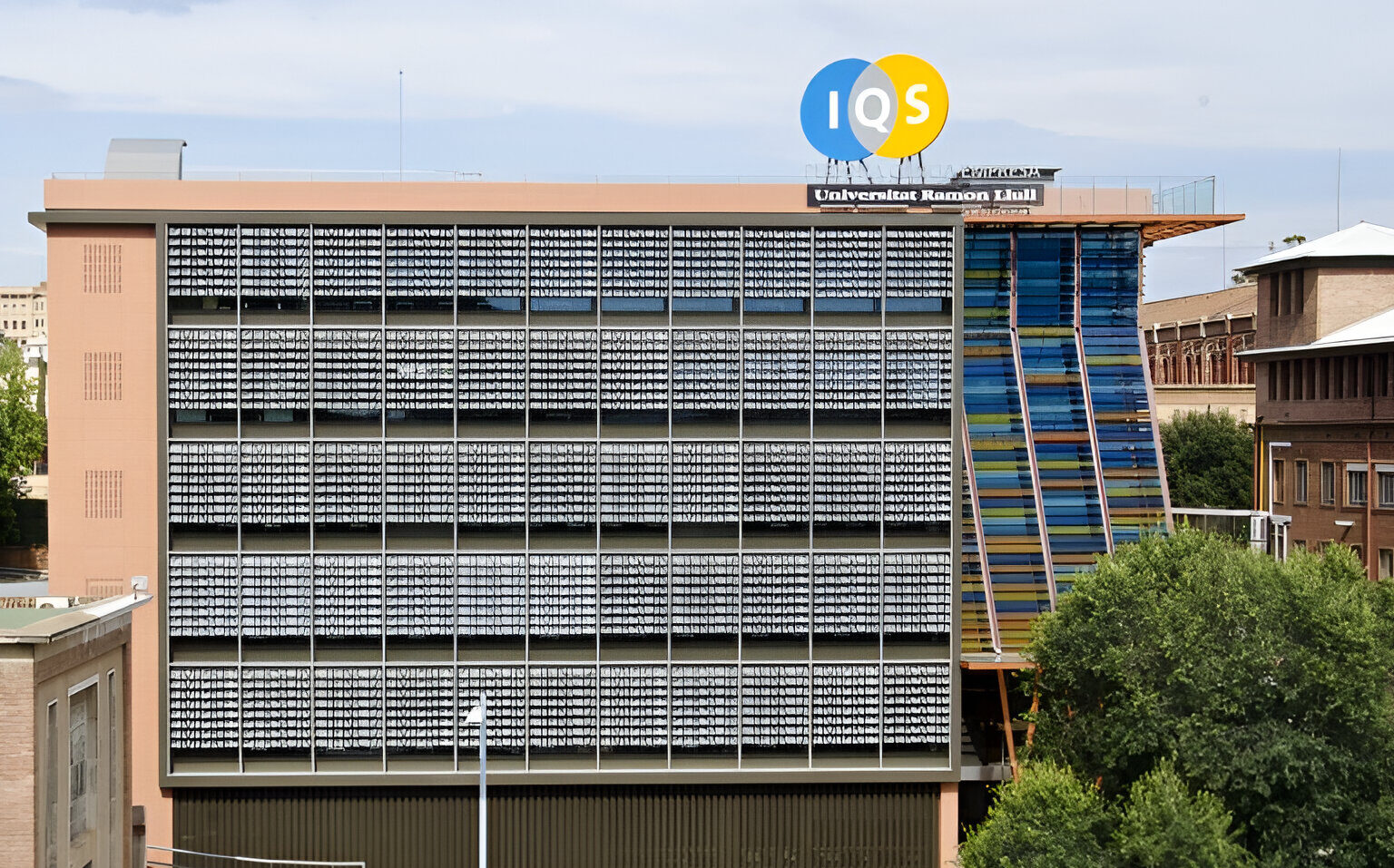 Chemical Institut of Sarrià IQS: Teaching and research
