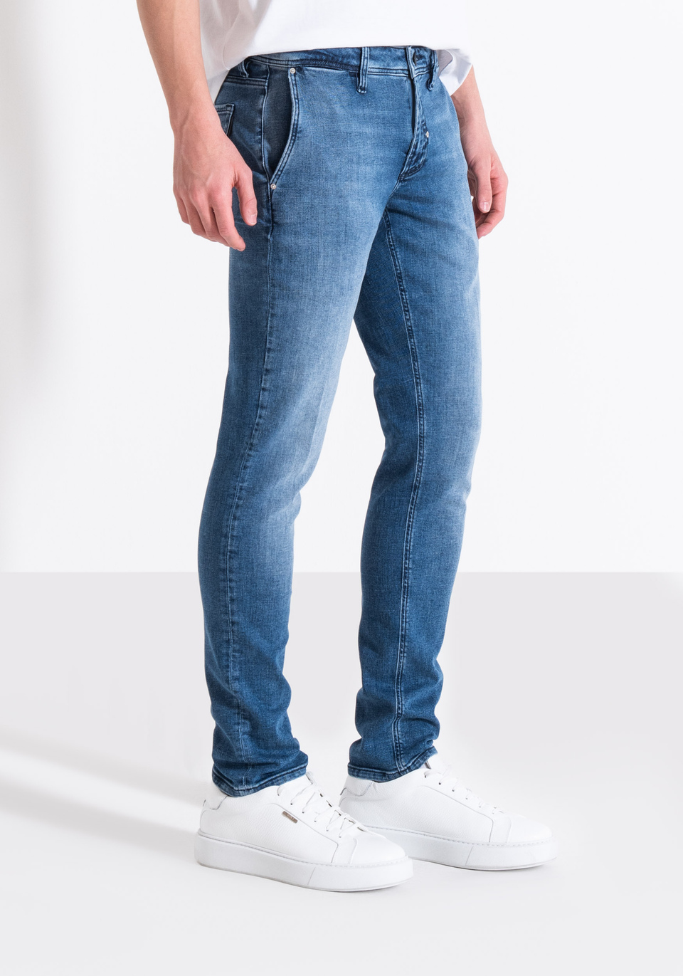 jeanss